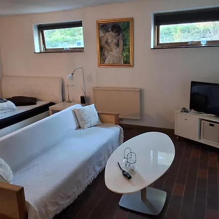 Lille Bolig Med Egen Indgang 3* Holte